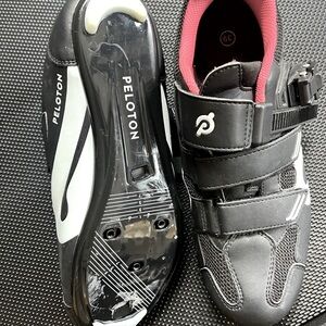Peloton spin shoes